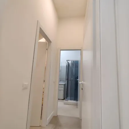 Grand Cucinetta * Rome