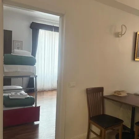 Apartment Grand Cucinetta Rome